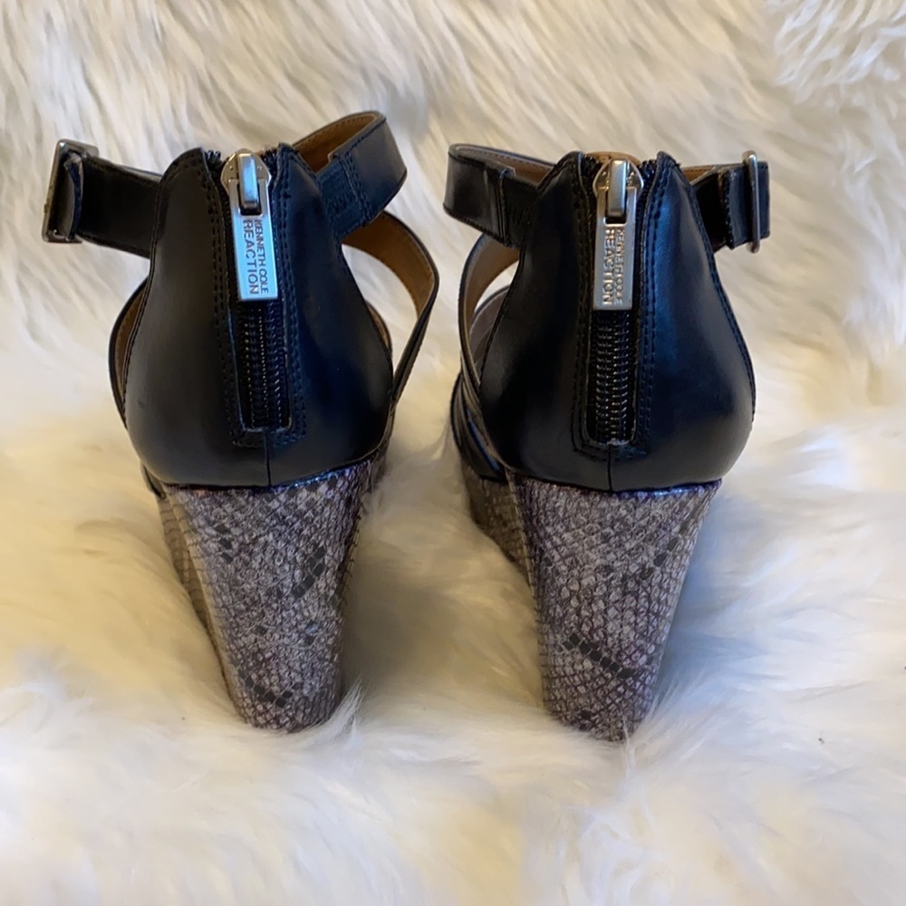 Kenneth Cole Reaction Platform Sandal - Picture 10 of 16